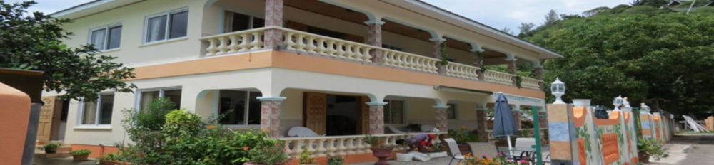 วิลลาบานาเนีย Hotel อังส์ วอลแบร์ วิลเลจ ภายนอก รูปภาพ